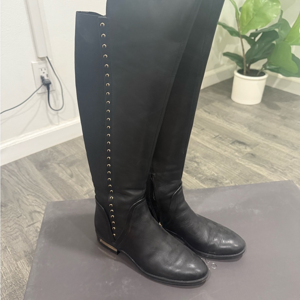 ❌SOLD❌Vince Camuto Black Knee-High Leather Boots 7